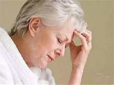 这些药物易引起老年人便秘 这些药物易引起老年人便秘