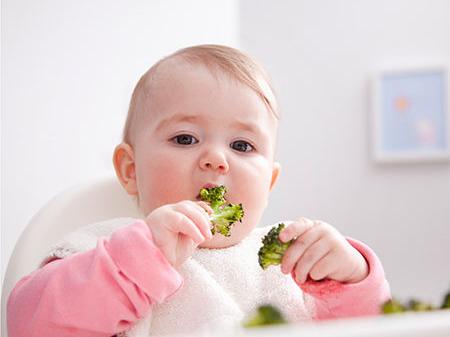 给宝宝补铁要注意这些问题！